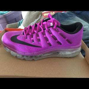 Brand new 2016 Nike Airmax’s